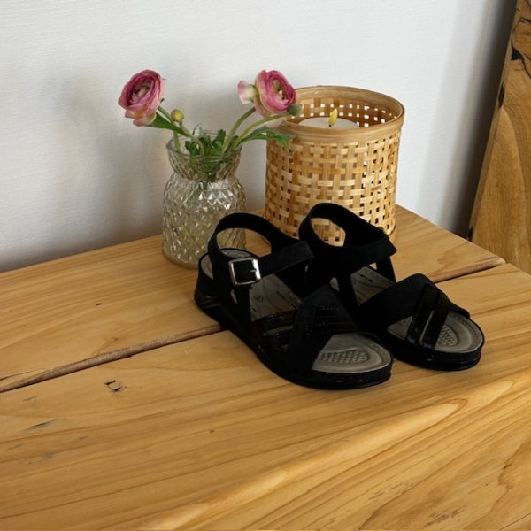 Sort elegant sandal med svangstøtte – OBS 2. sortering - 36